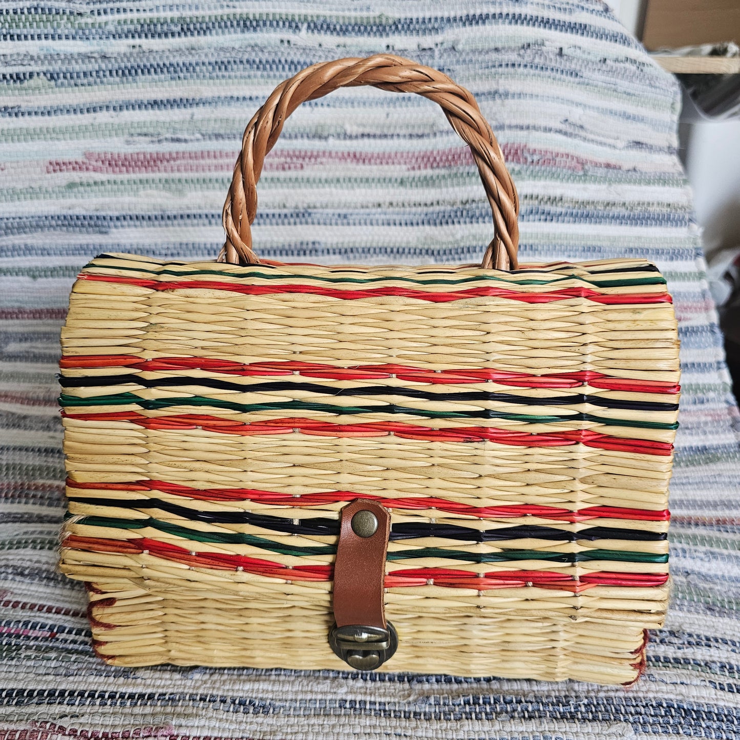 Handwoven Striped Straw Handbag with Heart Clasp
